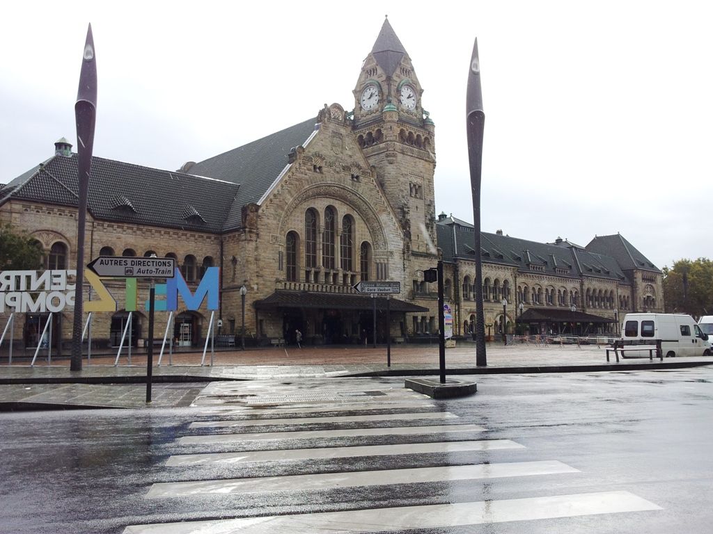 Triomphe monumental pour la gare